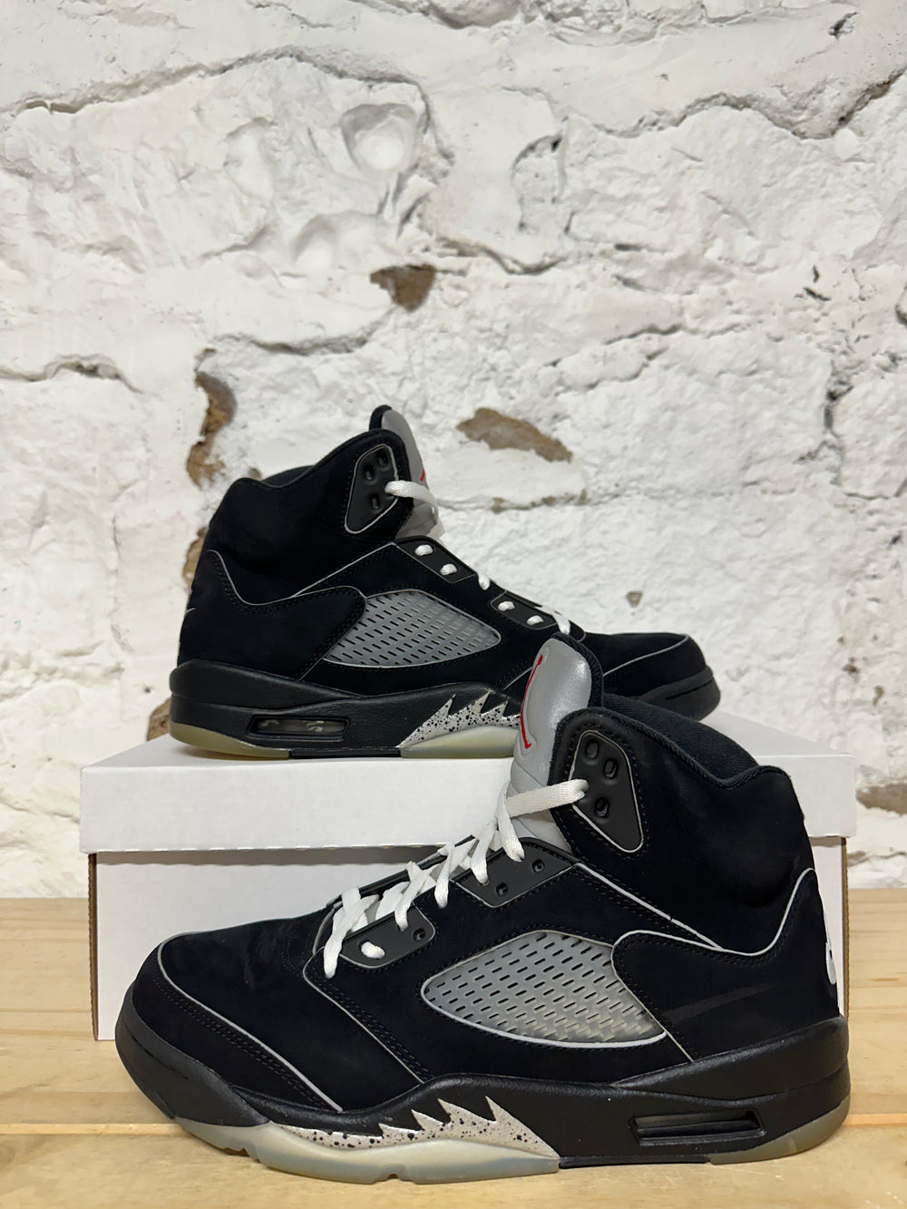 Air Jordan 5 Black Metallic Sz 8.5