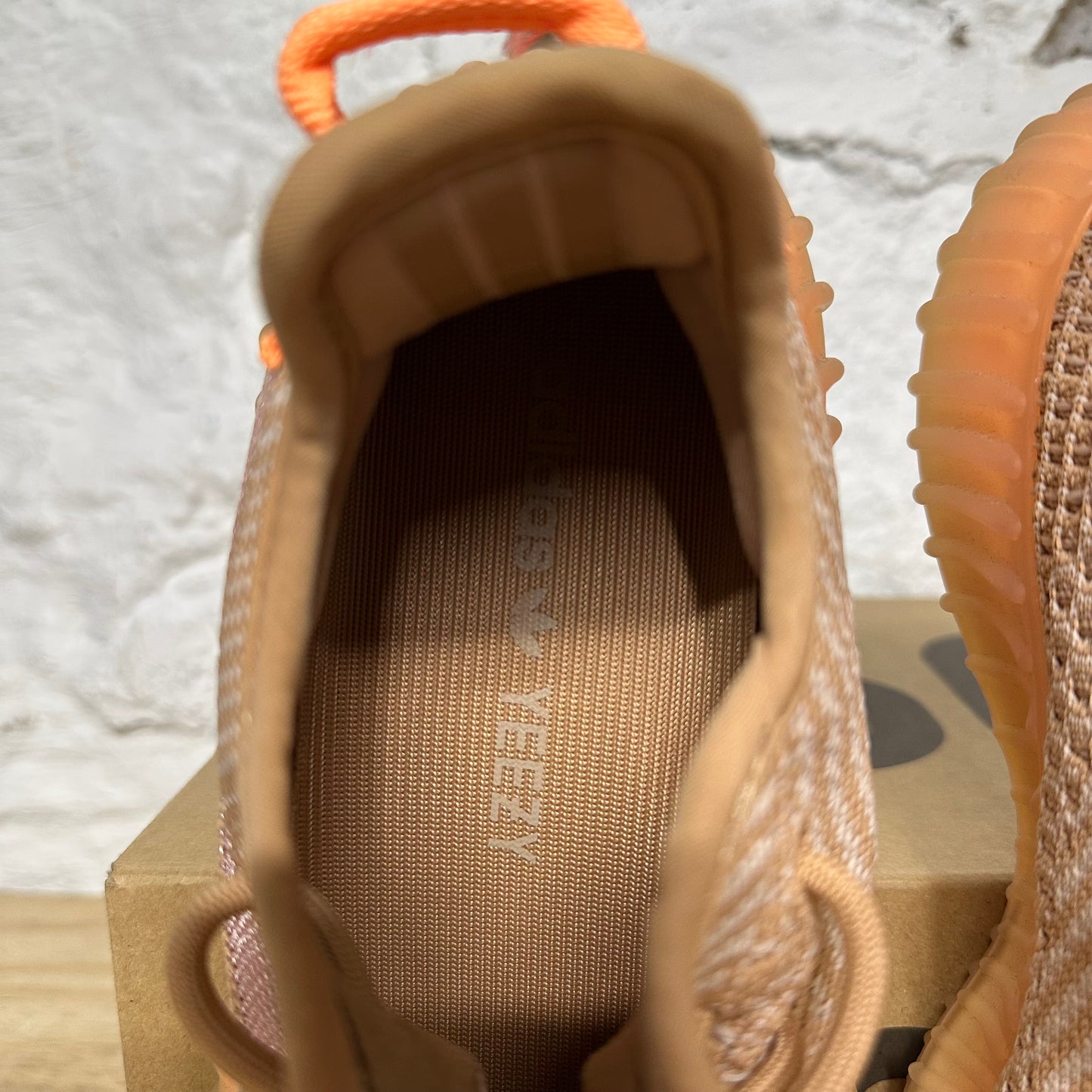 Yeezy 350 V2 Clay Sz 5.5