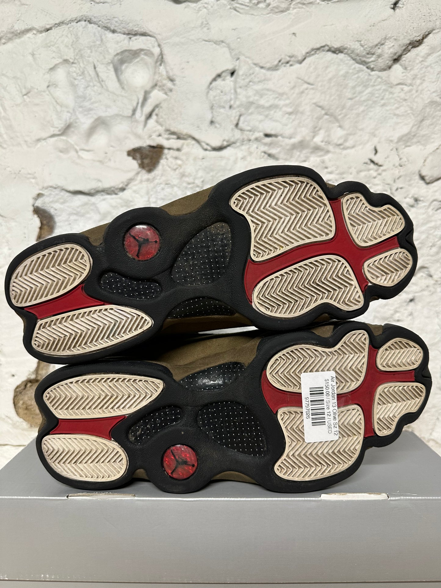 Air Jordan 13 Olive Sz 12