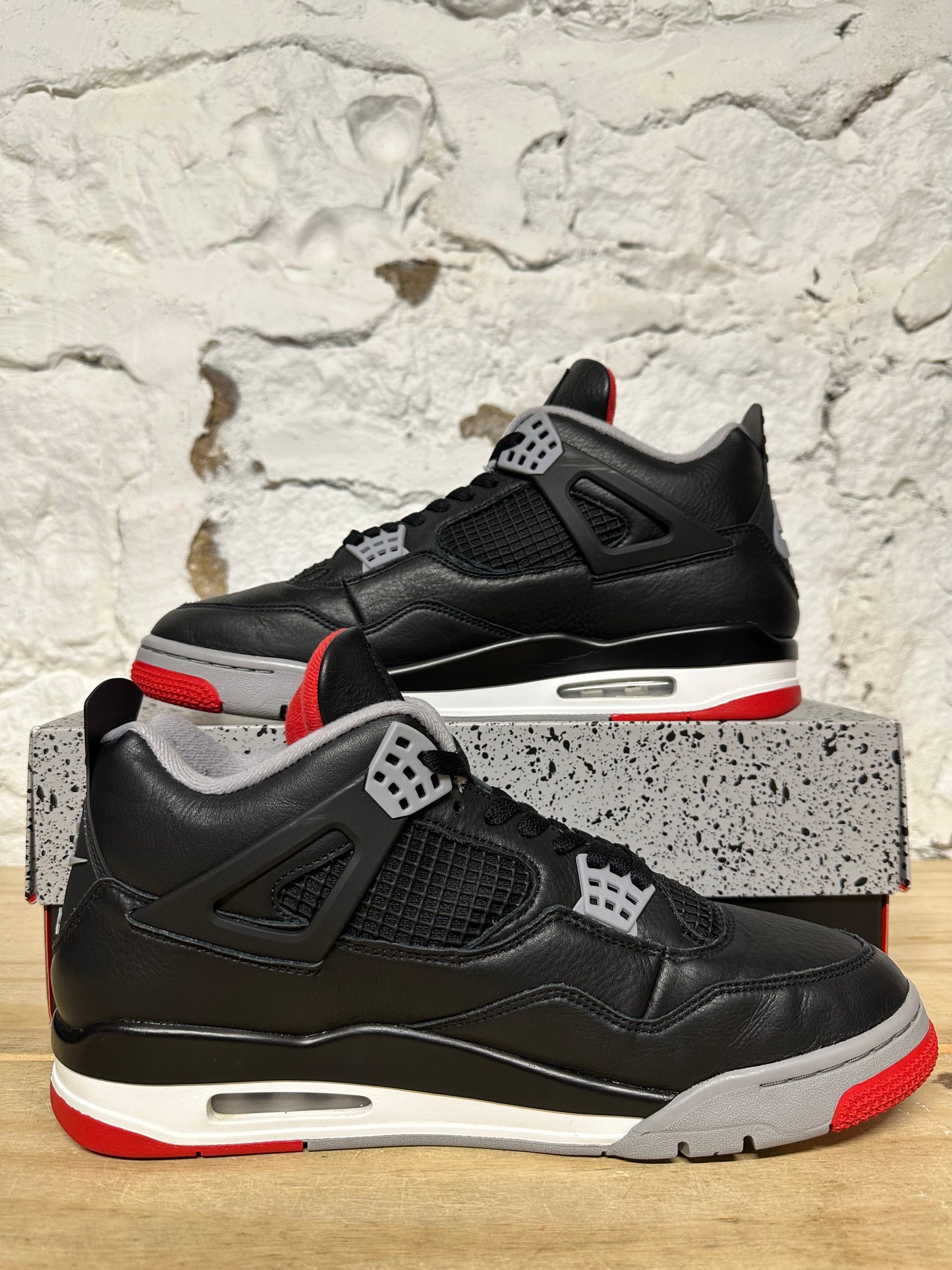 Air Jordan 4 Bred Reimagined Sz 12