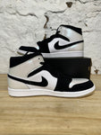 Air Jordan1 Mid Diamond Shorts Sz 11.5 DS