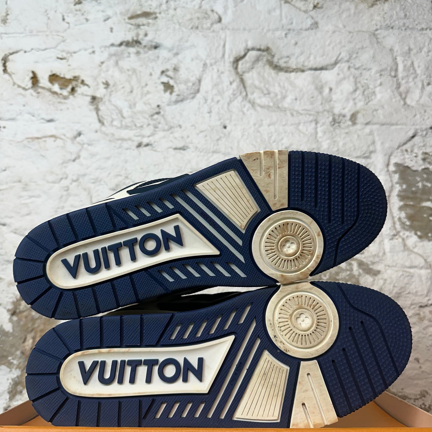 Louis Vuitton Navy White Skate Sneaker Sz 12.5 (11LV)