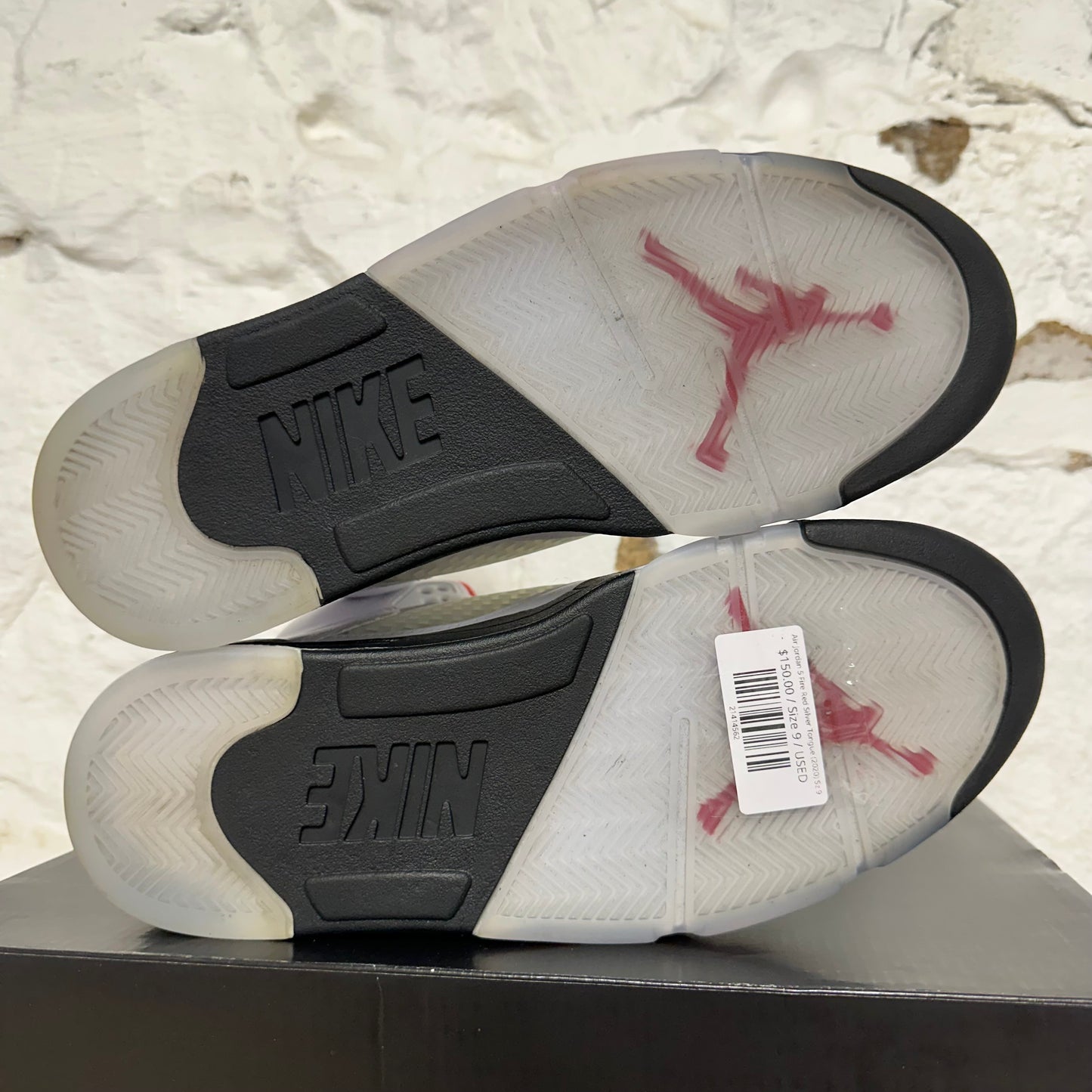 Air Jordan 5 Fire Red Silver Tongue (2020) Sz 9