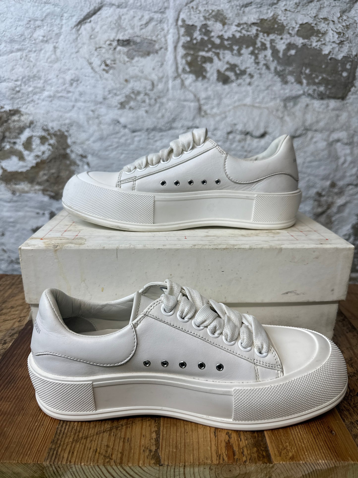 Alexander Mcqueen Plimsoll White Sneaker Sz 6.5 (39)