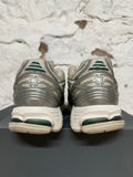 New Balance 1906R Silver Nightwatch Green Sz 12