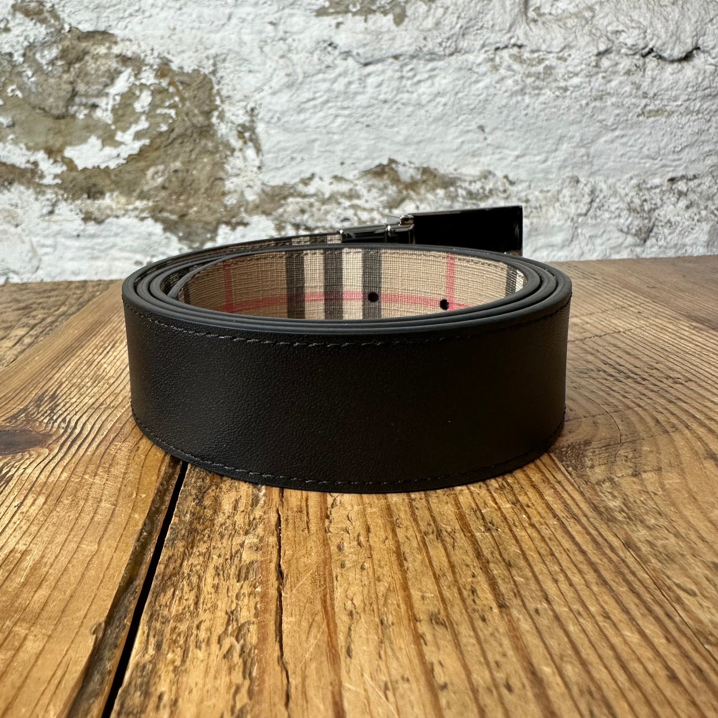 Burberry Tan Plaid Black Reversible Belt Sz (100/40)
