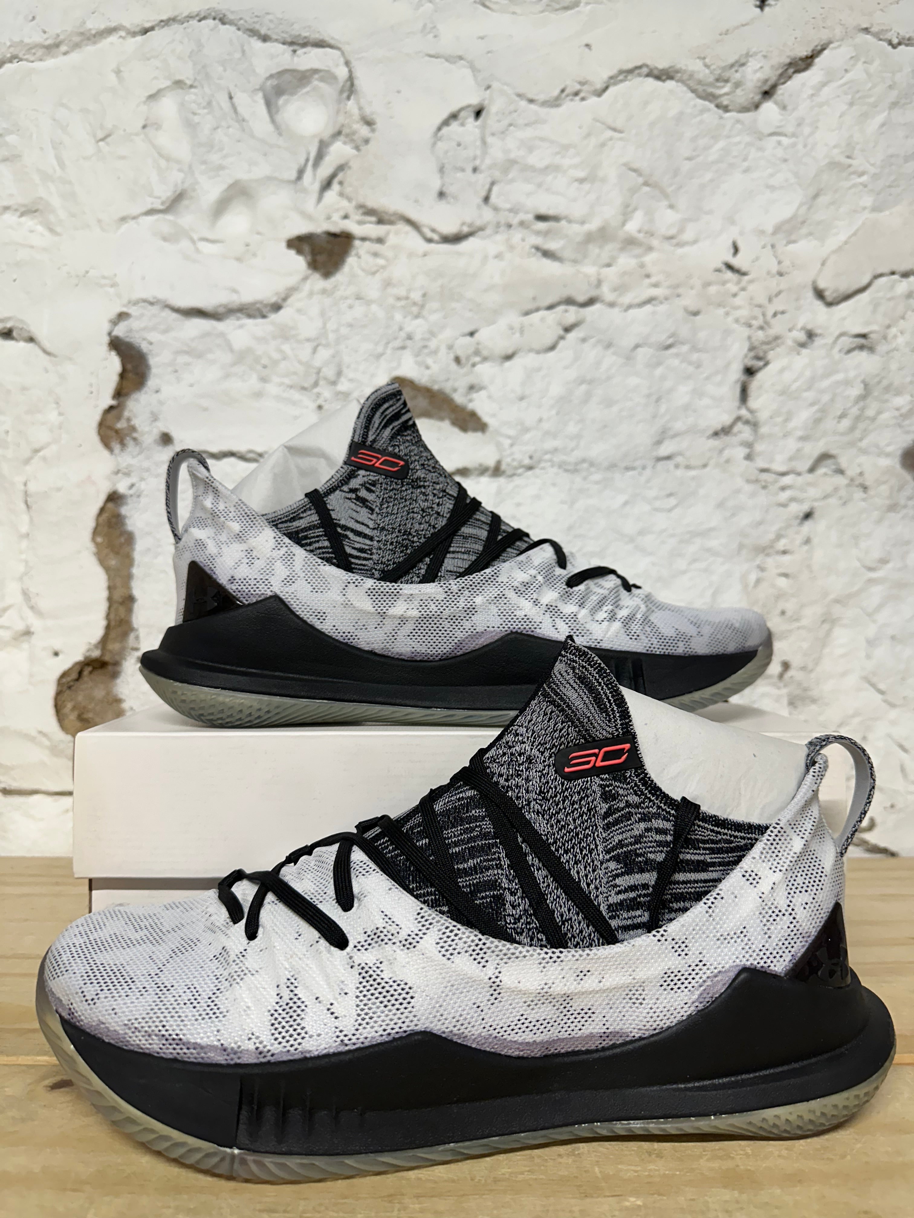 Under Armour Curry 5 International Smoke Sz 10.5 DS