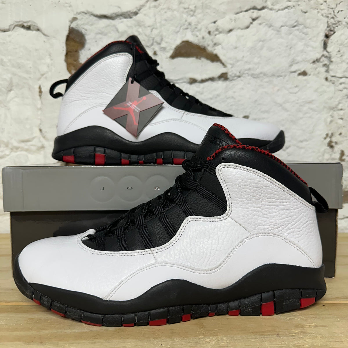 Air Jordan 10 Chicago Bulls (2012) Sz 11 DS