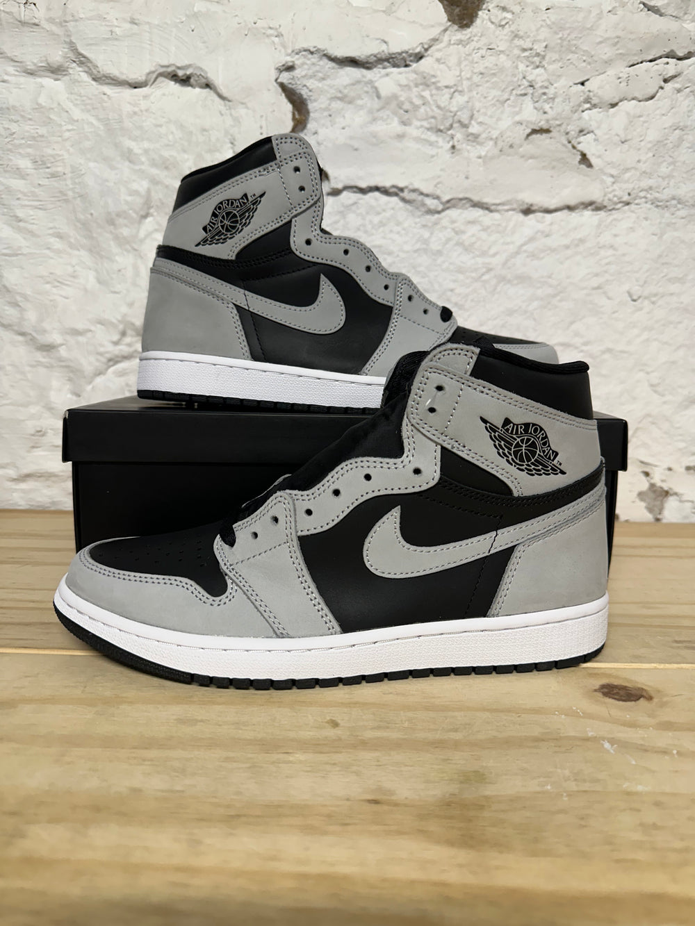 Air Jordan 1 High Shadow 2.0 Sz 9 DS
