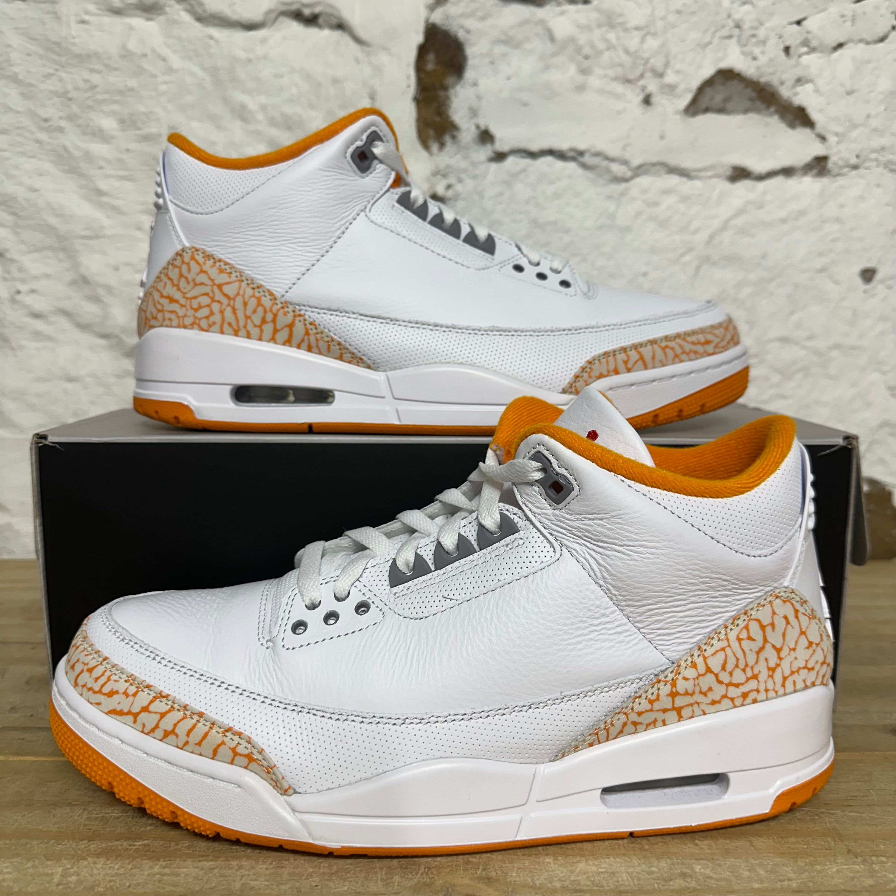 Air Jordan 3 Orange Citrus Sz 10.5 (12W)