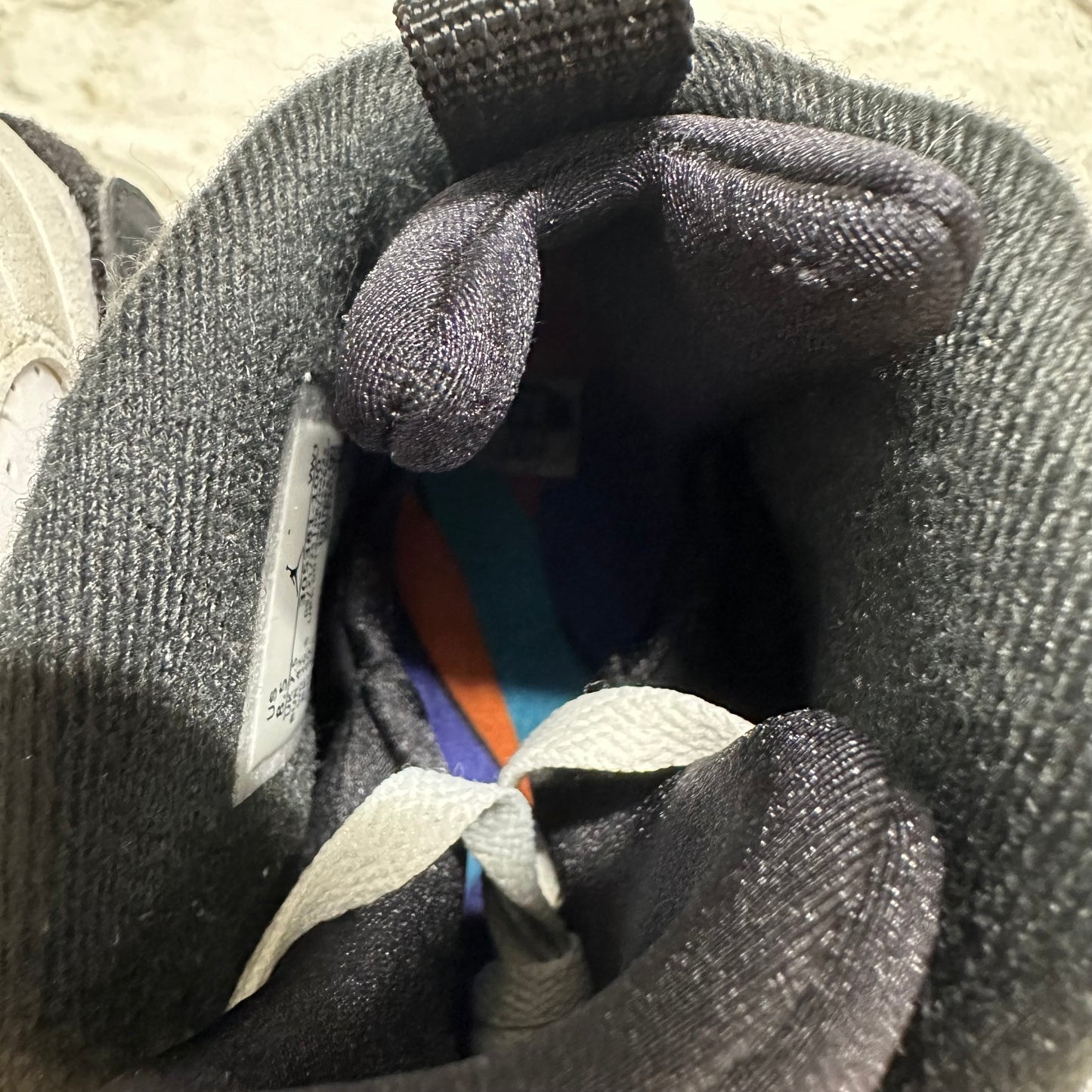 Air Jordan 8 Bugs Bunny (2025) Sz 8.5