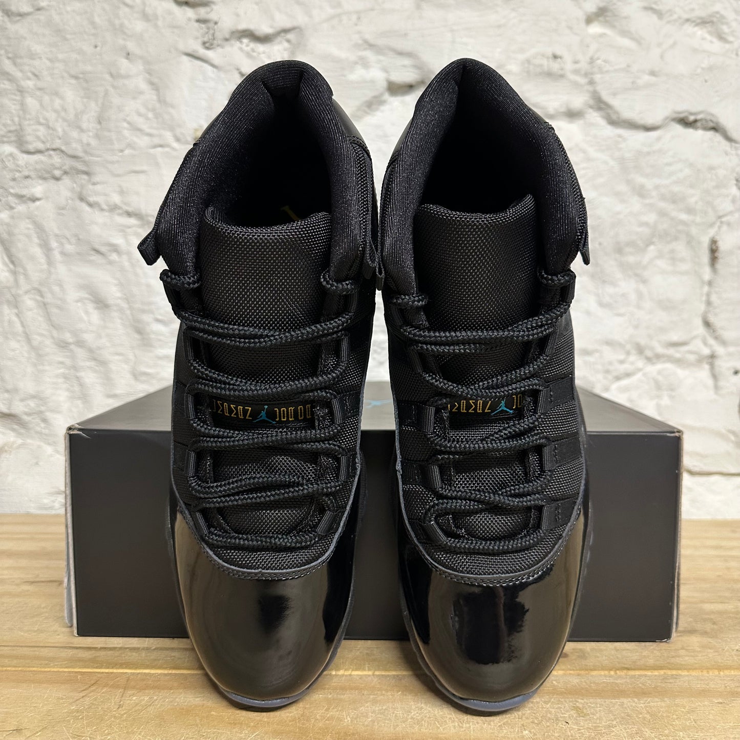Air Jordan 11 High Gamma Blue Sz 11.5 DS