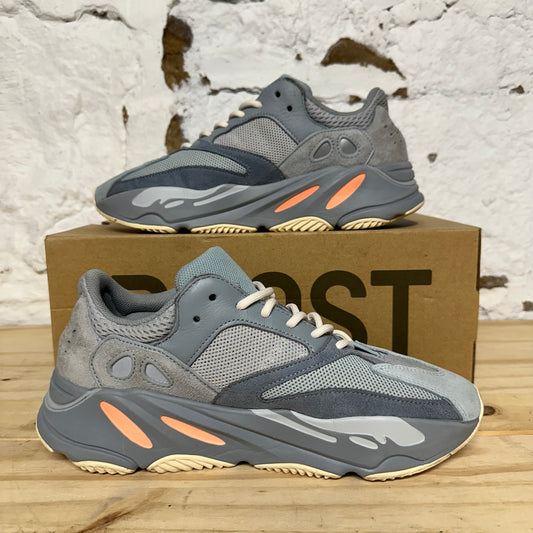Yeezy 700 Inertia Sz 9.5