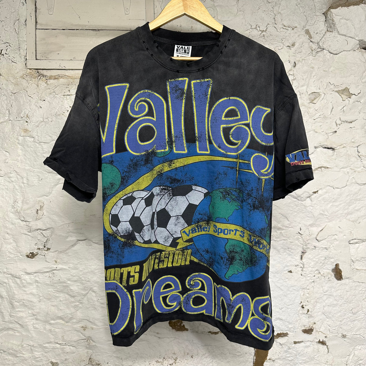 Vale Futball Black T-Shirt Sz XL