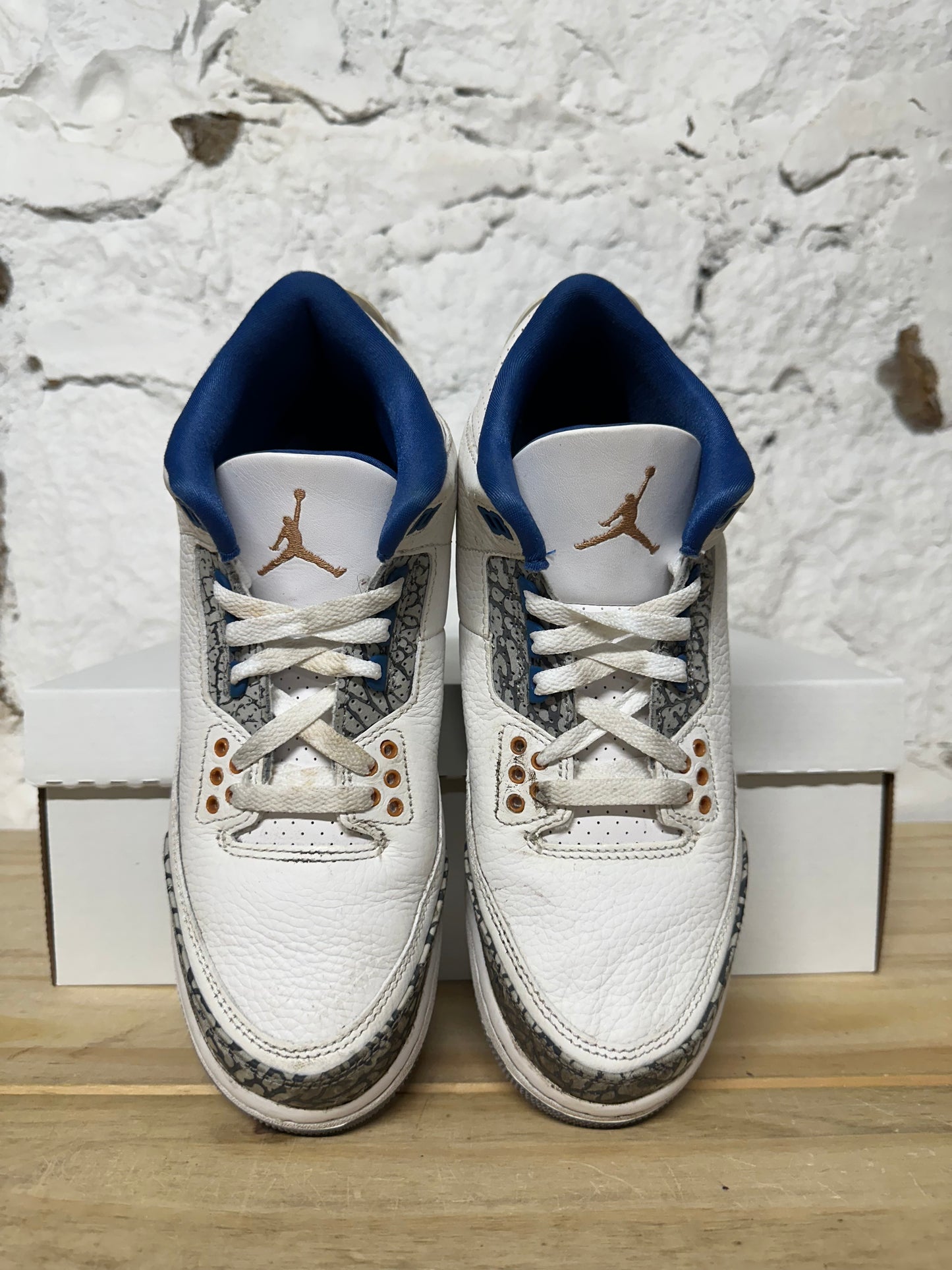 Air Jordan 3 Wizards Sz 6.5Y