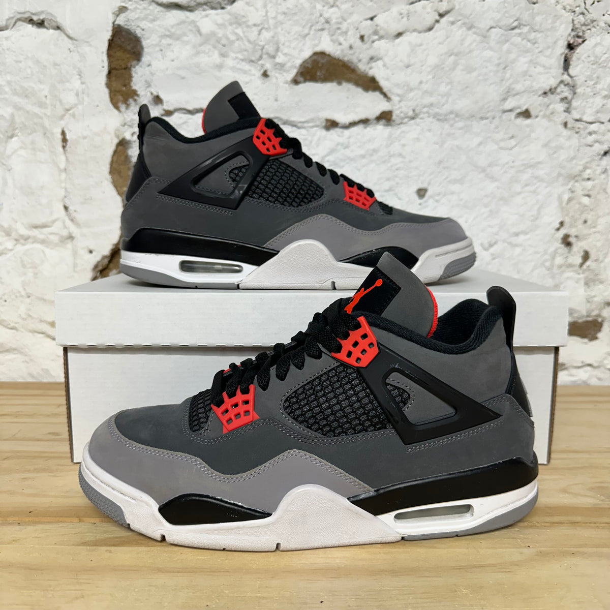Air Jordan 4 Infrared Sz 8.5