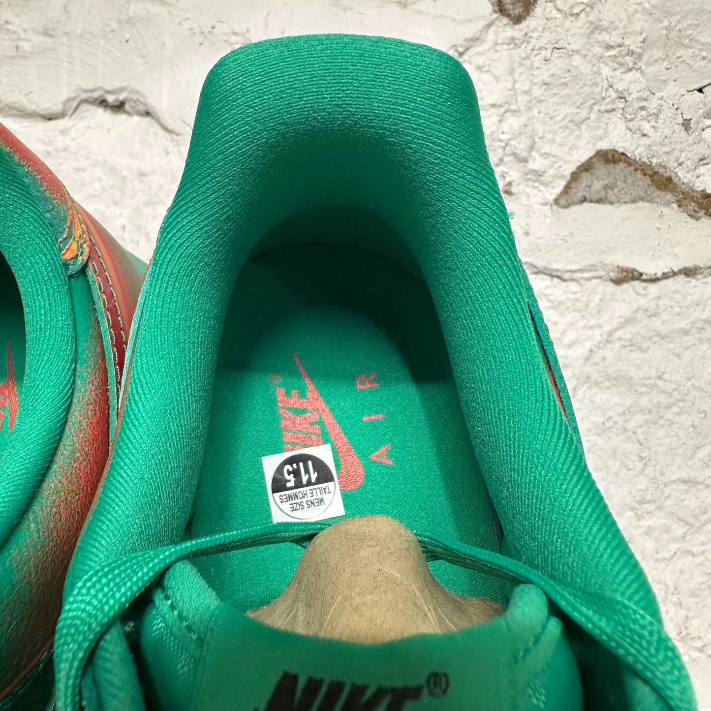 Nike Air Force 1 Low Stadium Green Crimson Sz 11.5 DS