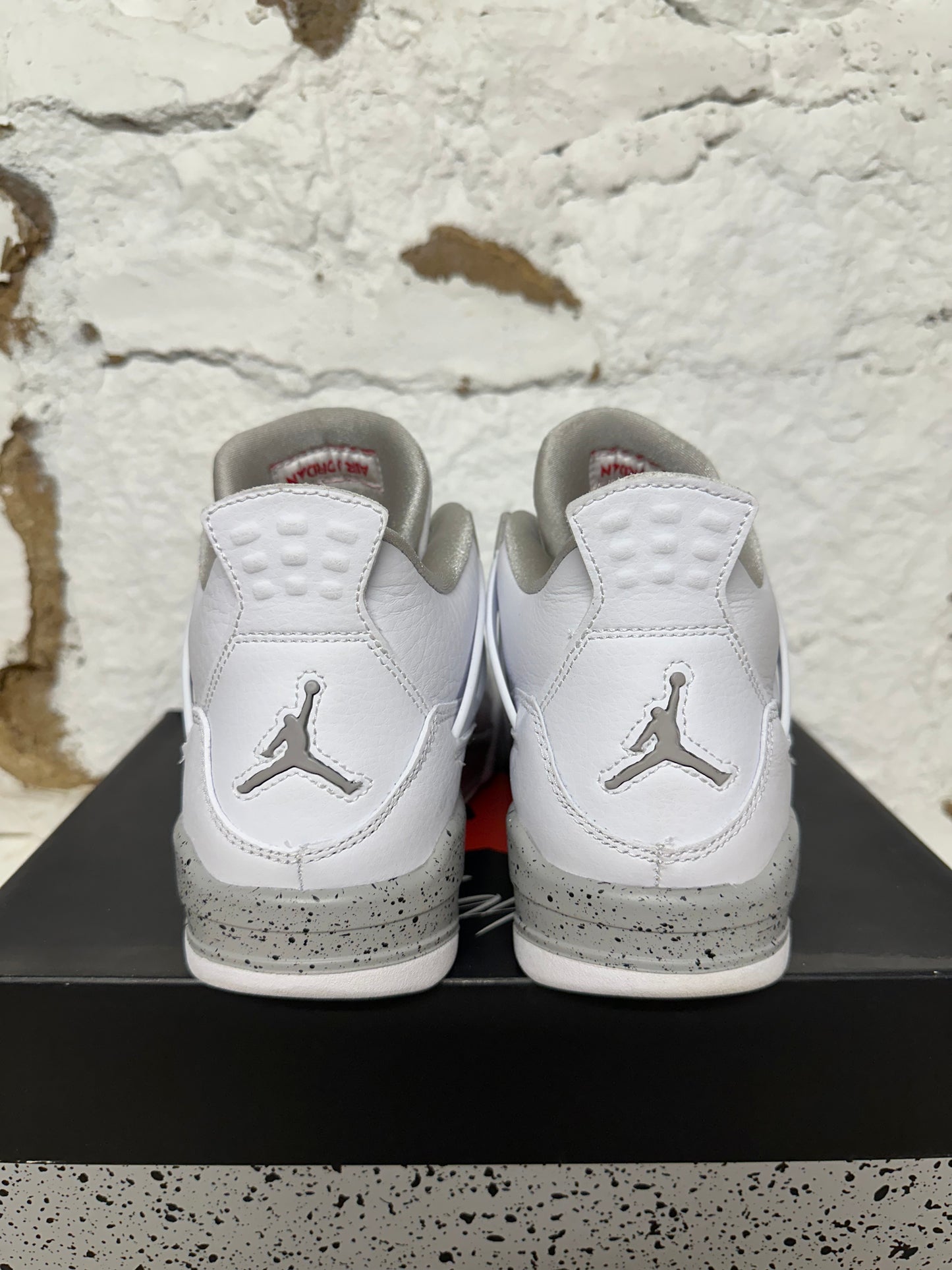 Air Jordan 4 White Oreo Sz 6Y