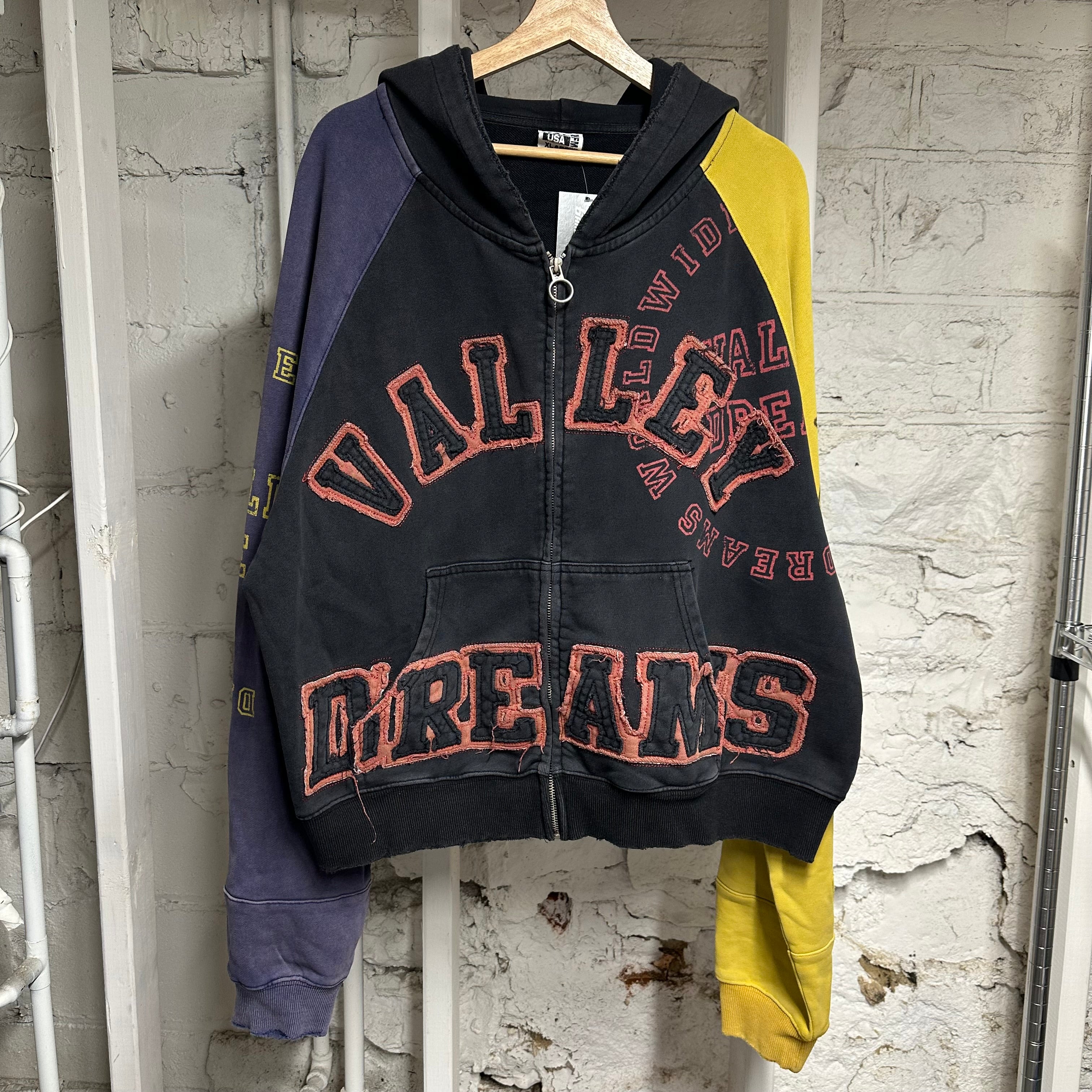 Vale Crest Black Zip Up Hoodie Sz XL