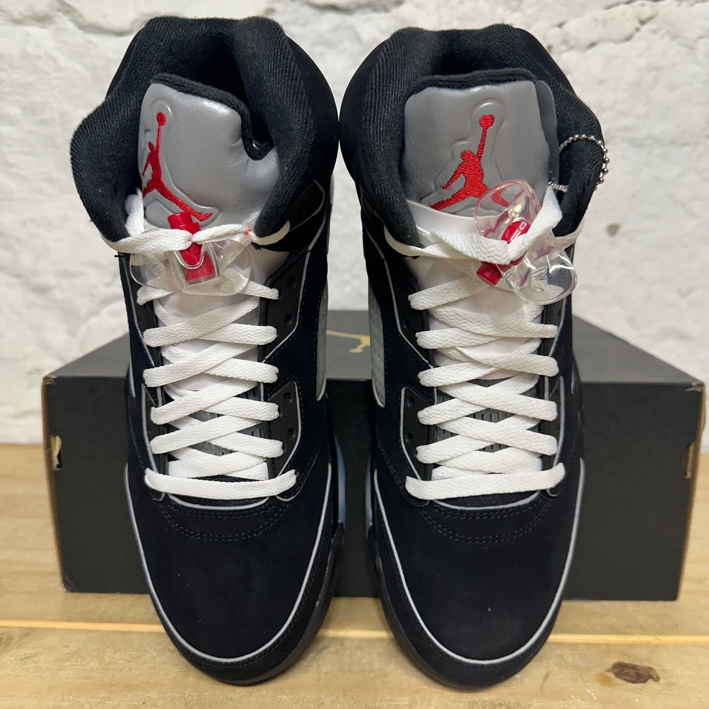 Air Jordan 5 Black Metallic Reimagined Sz 10.5 DS