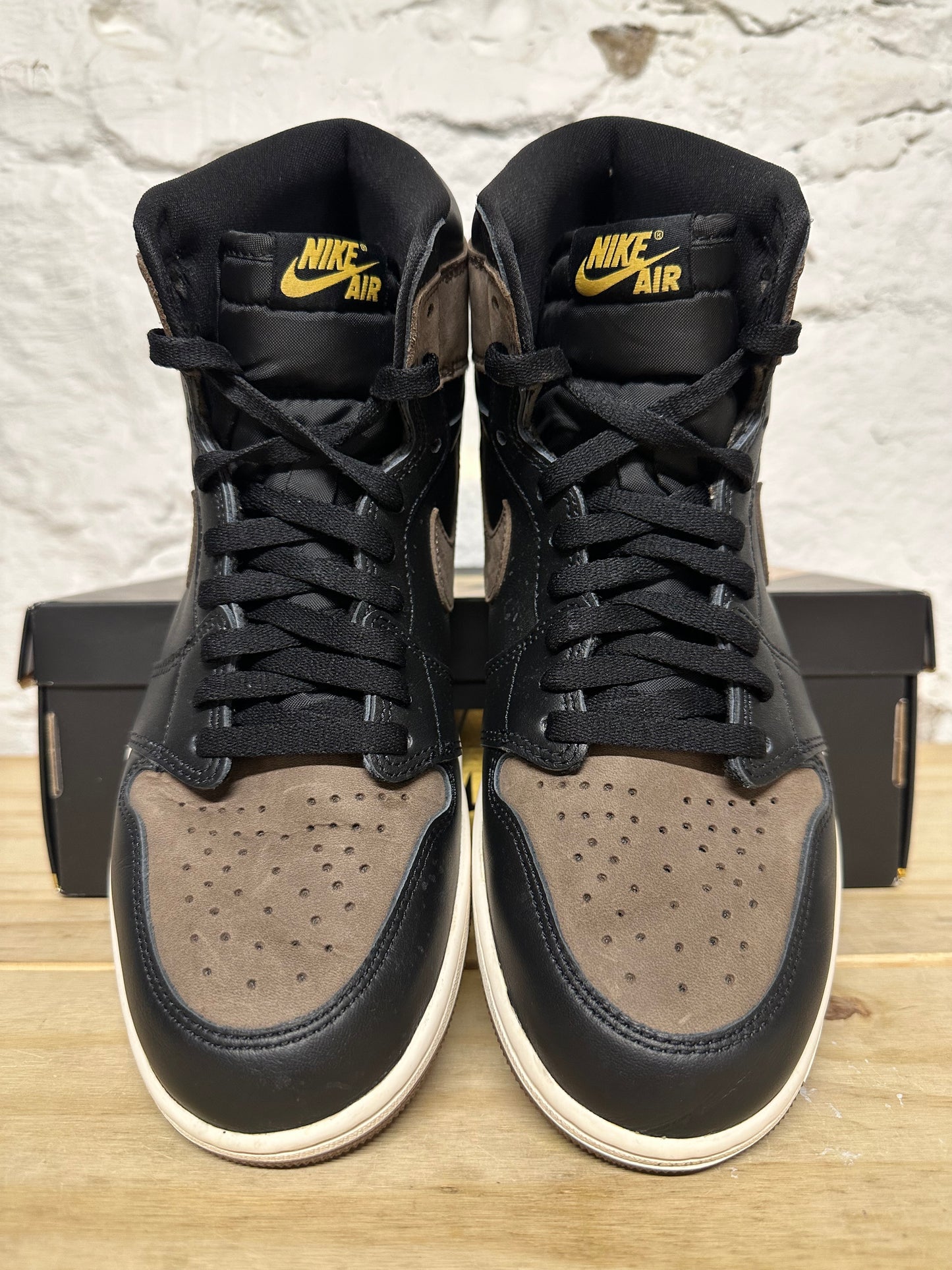Air Jordan 1 High Palomino Sz 9.5