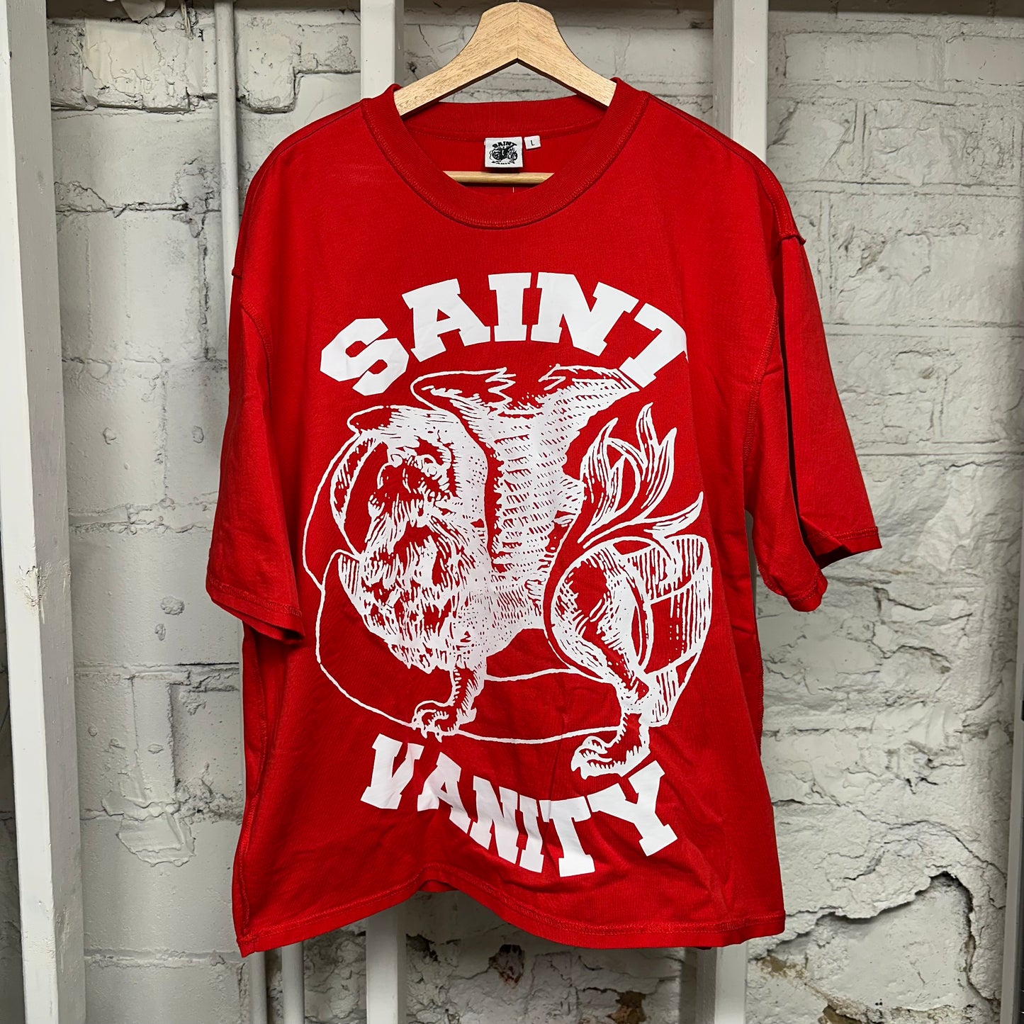 Saint Vanity White Red Griffin T-Shirt Sz L