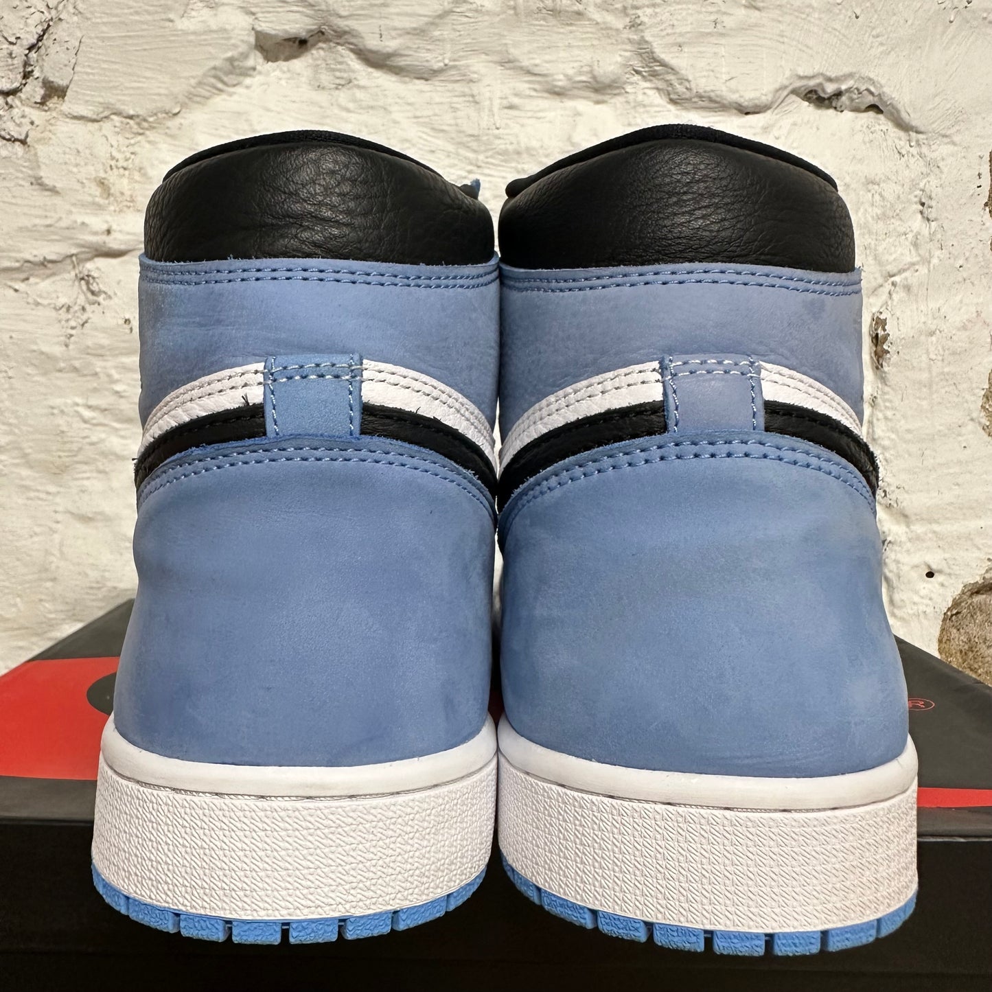 Air Jordan 1 High University Blue Sz 13