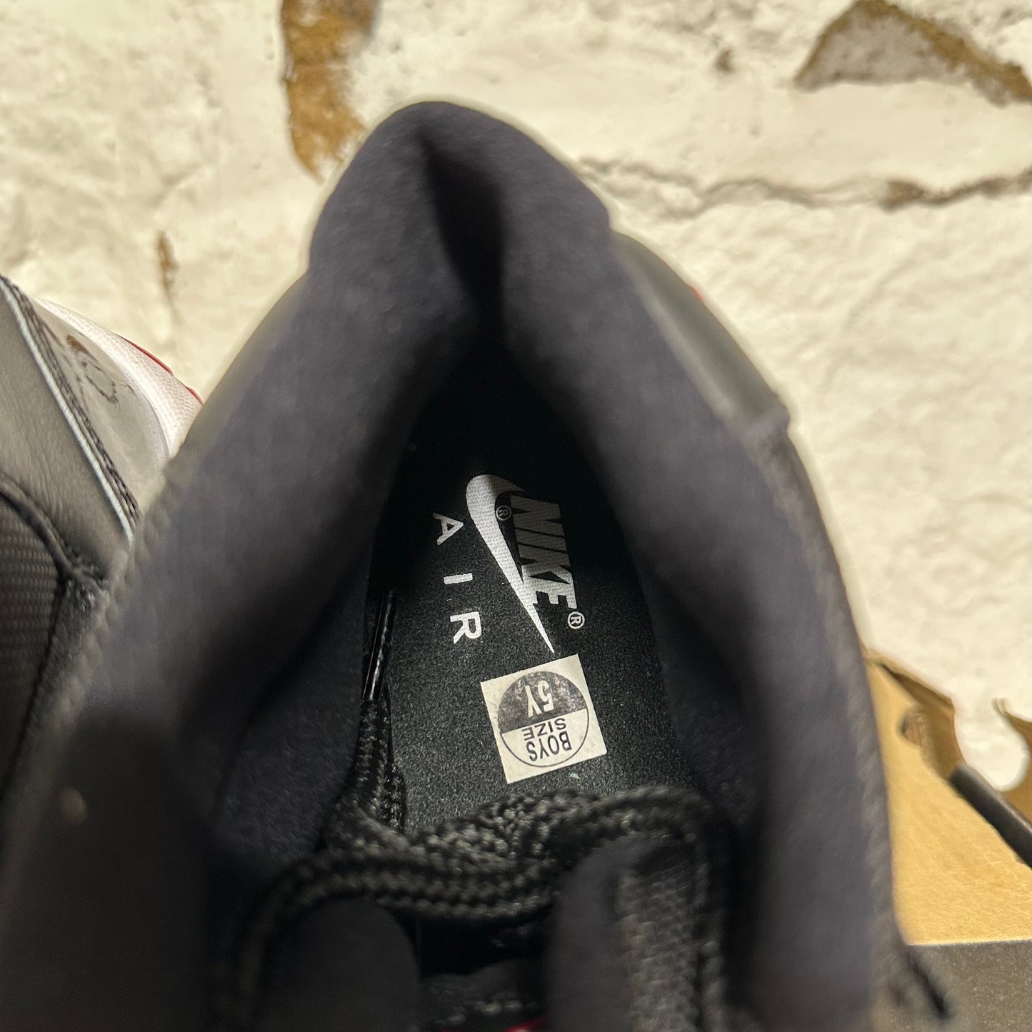 Air Jordan 11 High Bred (2019) Sz 5Y