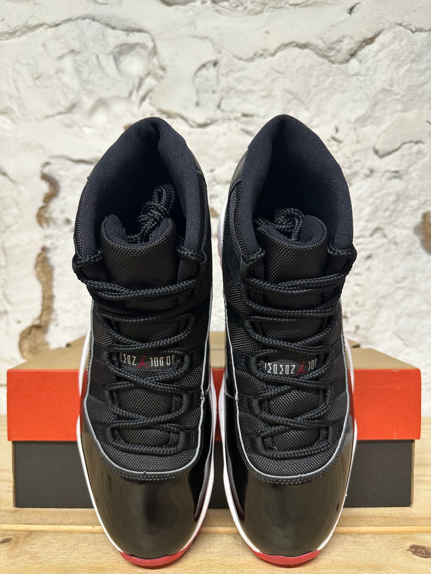 Air Jordan 11 Bred (2019) Sz 12