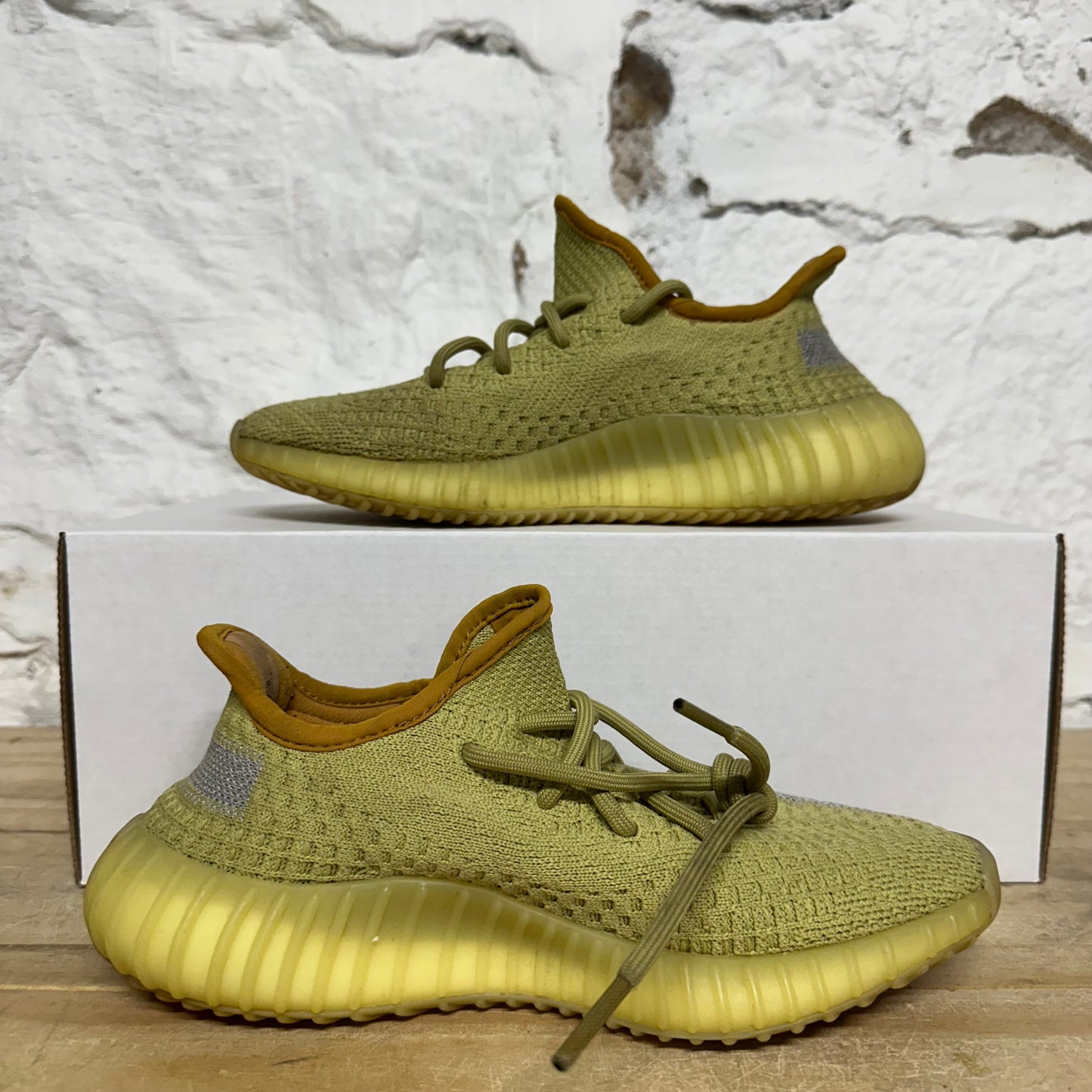 Yeezy 350 V2 Marsh Sz 4.5