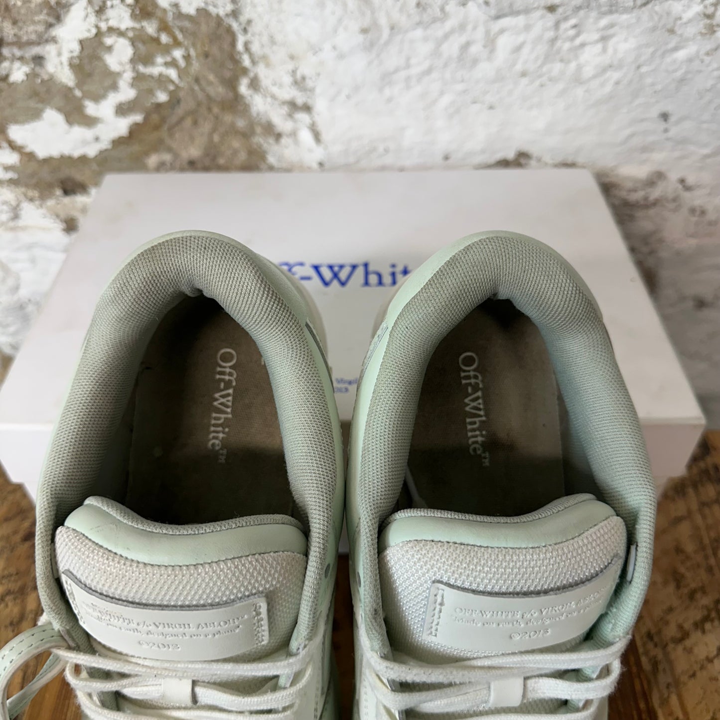 Off White Out of Office Mint Green White Sneaker Sz 10 (43)