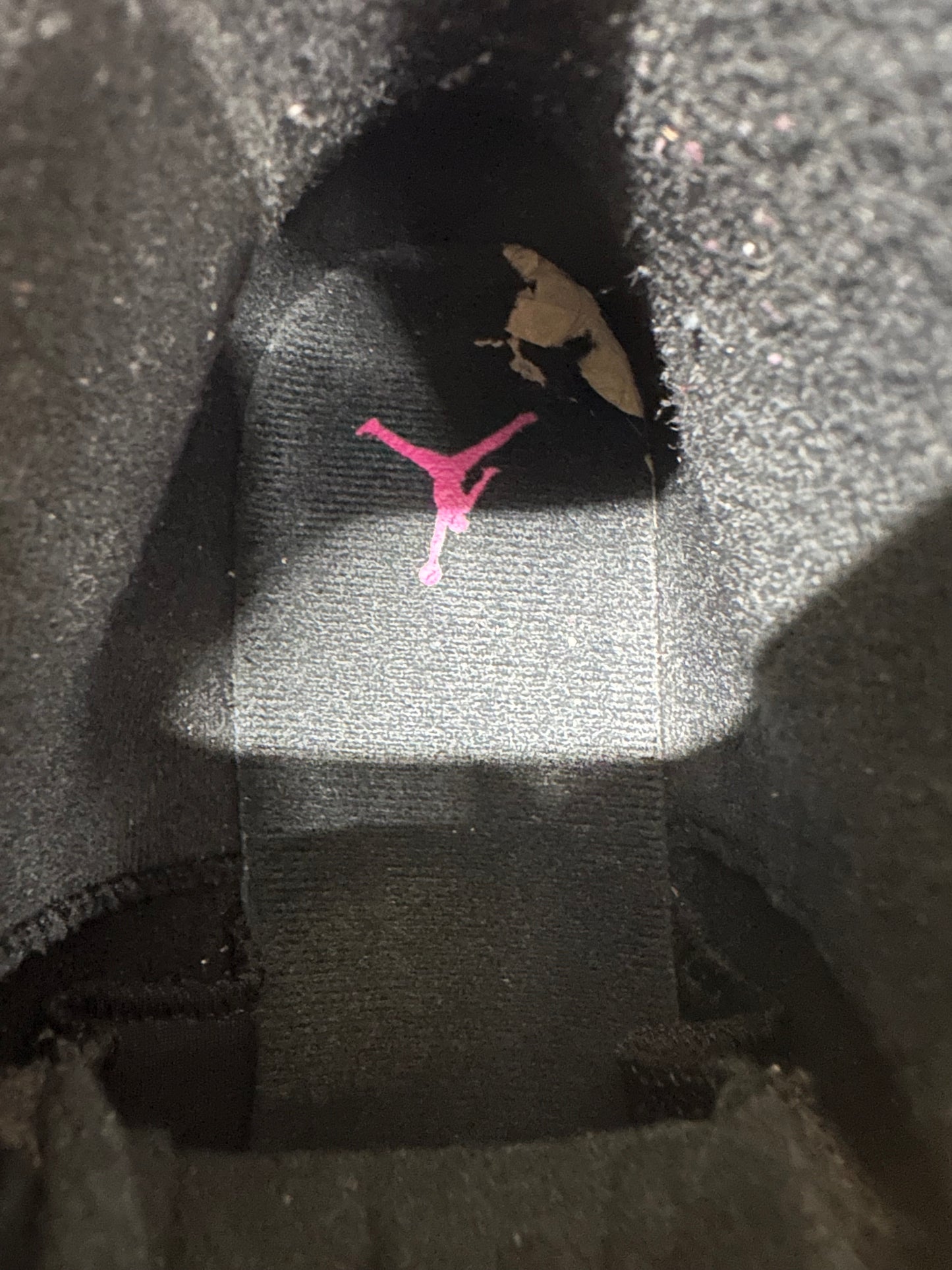 Air Jordan 12 Deadly Pink Sz 8Y