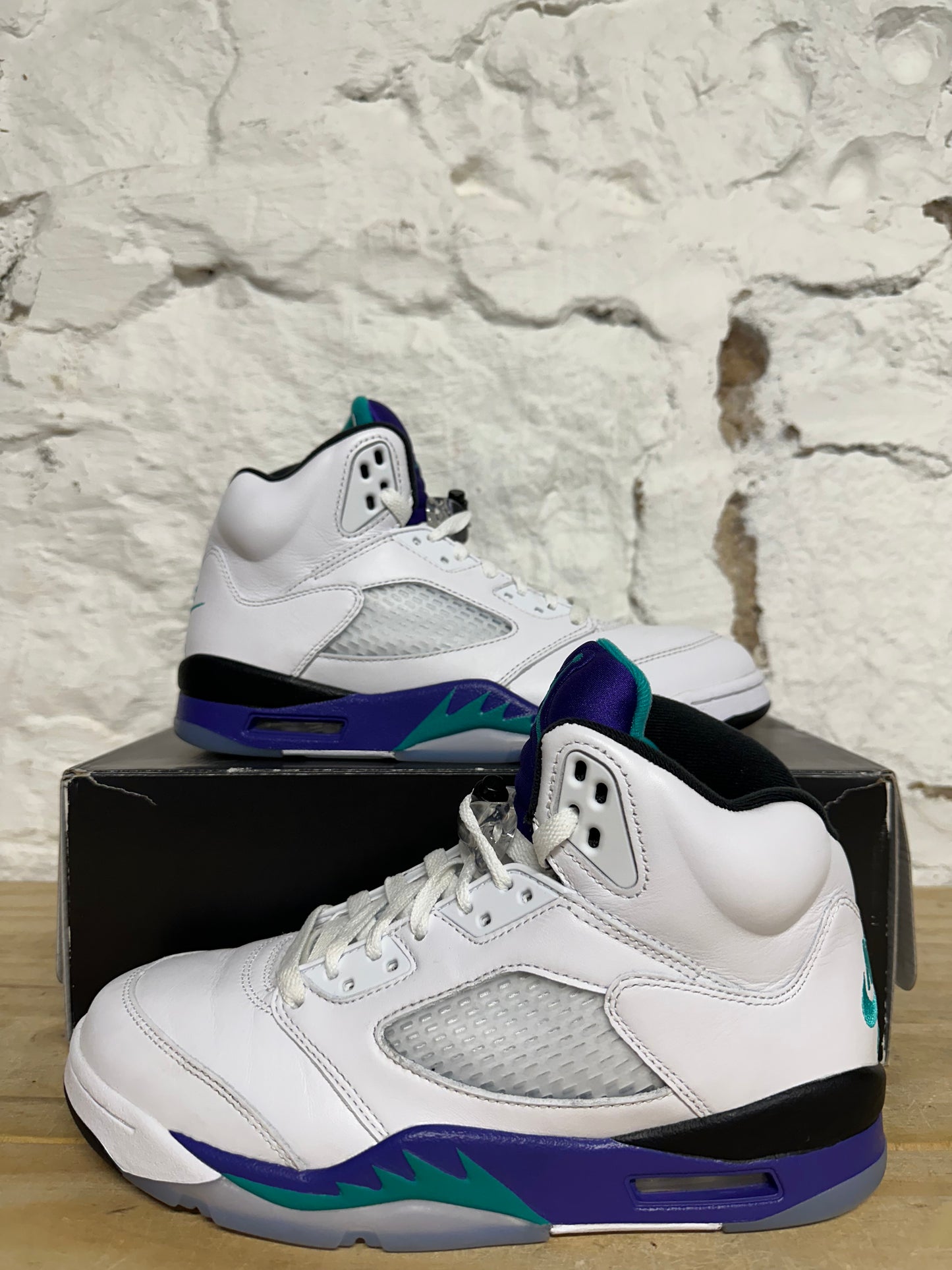 Air Jordan 5 Grape Sz 8