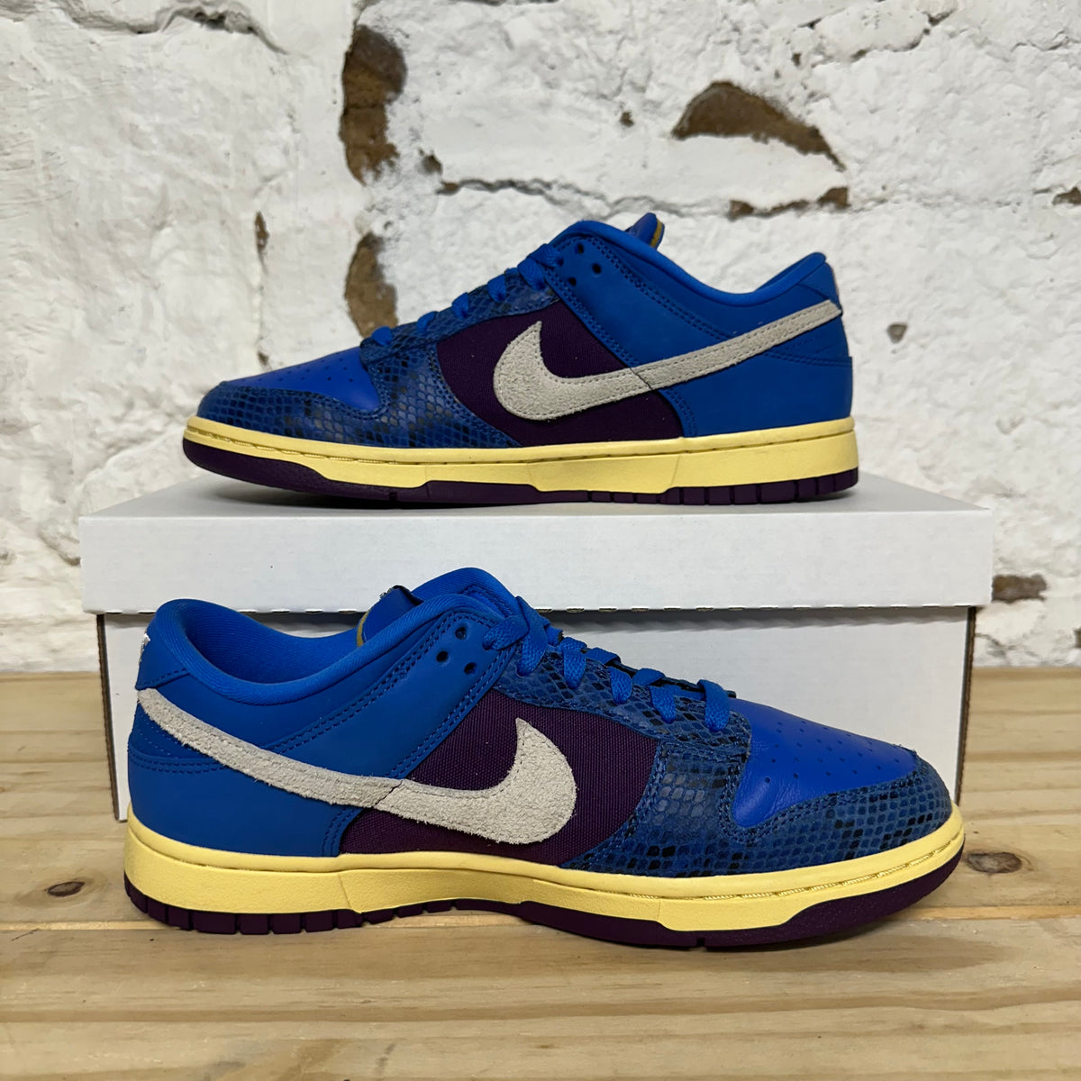 Nike Dunk Low Undefeated 5 On It v AF1 Sz 9.5