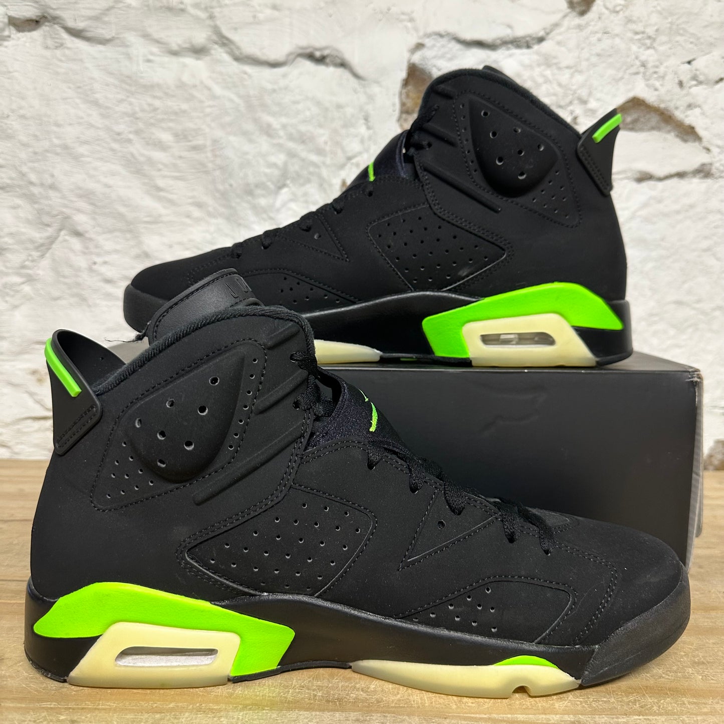 Air Jordan 6 Electro Green Sz 12