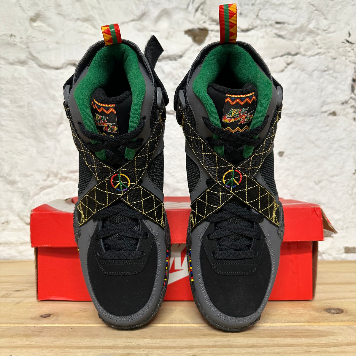 Nike Air Raid Peace Sz 10 DS
