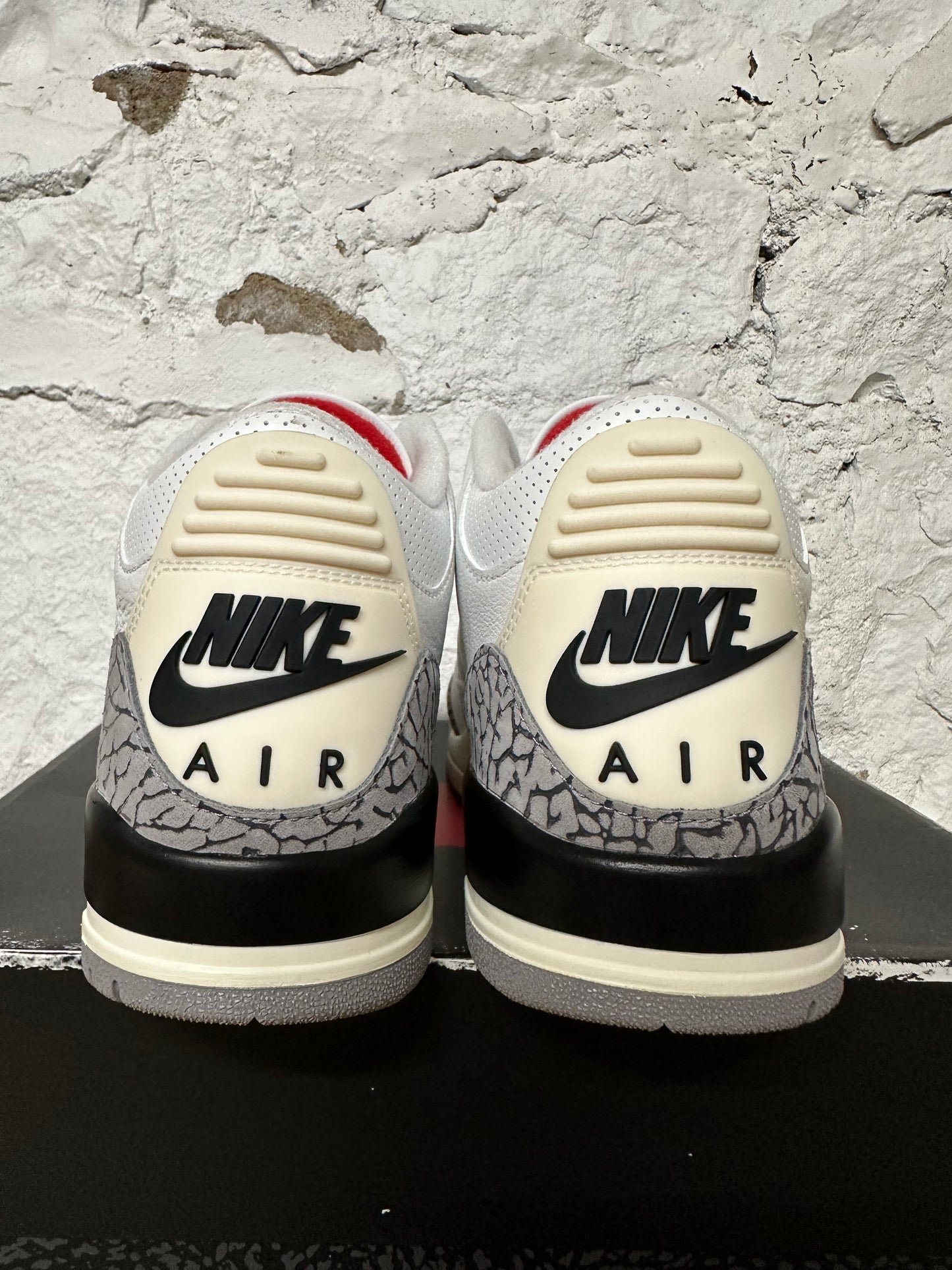 Air Jordan 3 White Cement Reimagined Sz 10