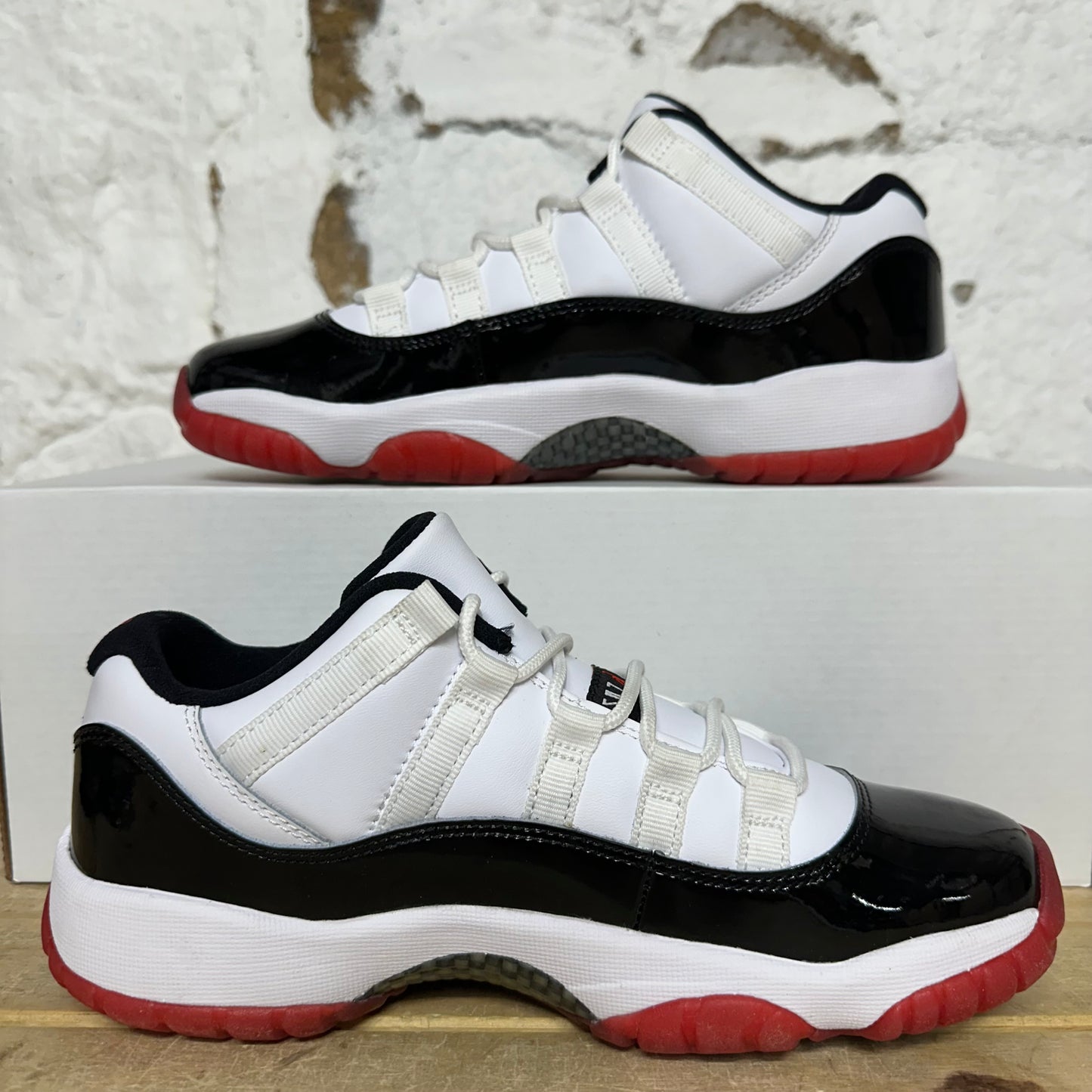 Air Jordan 11 Low Concord Bred Sz 5Y DS