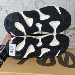 Yeezy 700 Waverunner Sz 9 DS