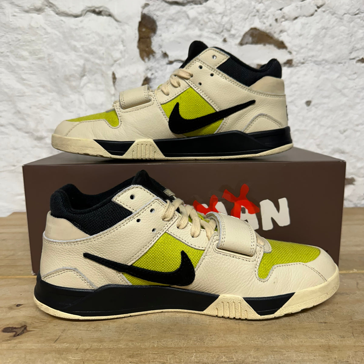 Jordan Jumpman Jack Travis Scott Bright Cactus Sz 10.5