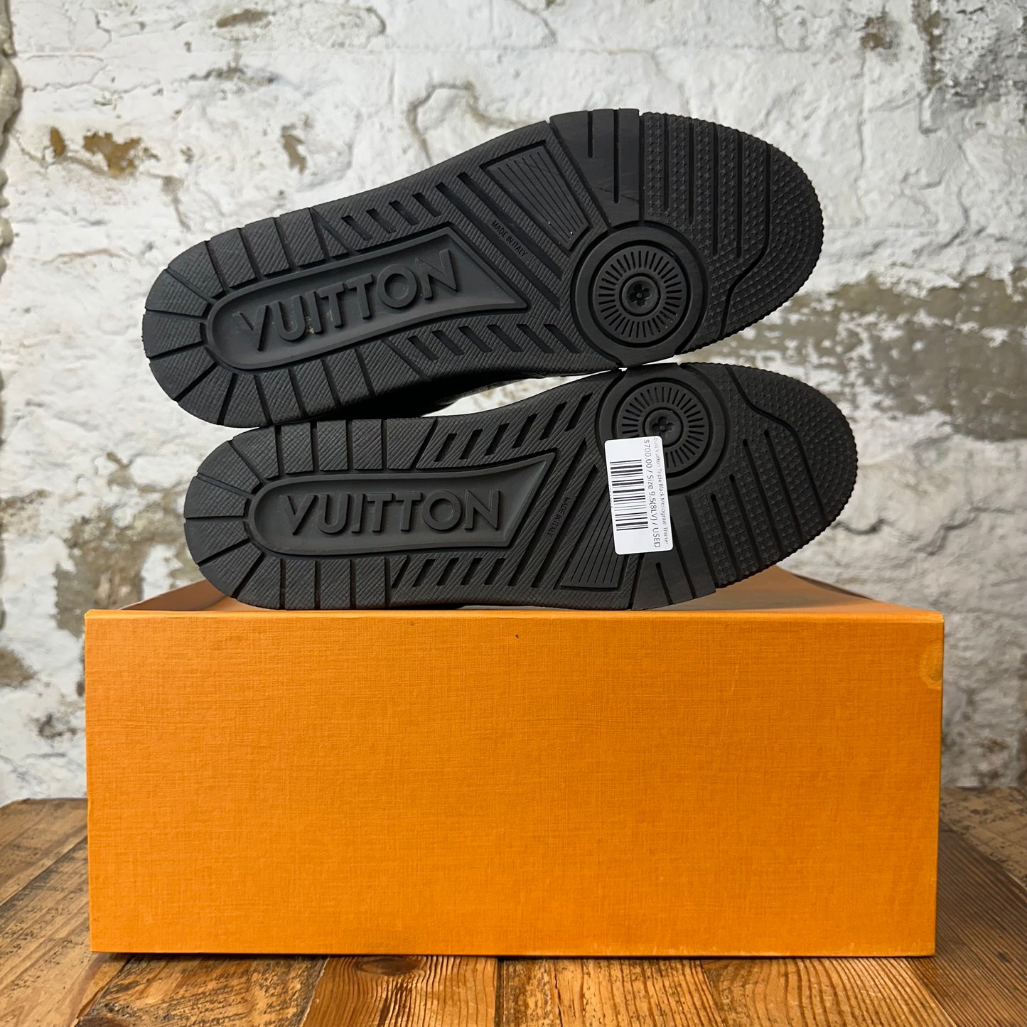 Louis Vuitton Triple Black Monogram Trainer Sneaker Sz 9.5 (8LV)