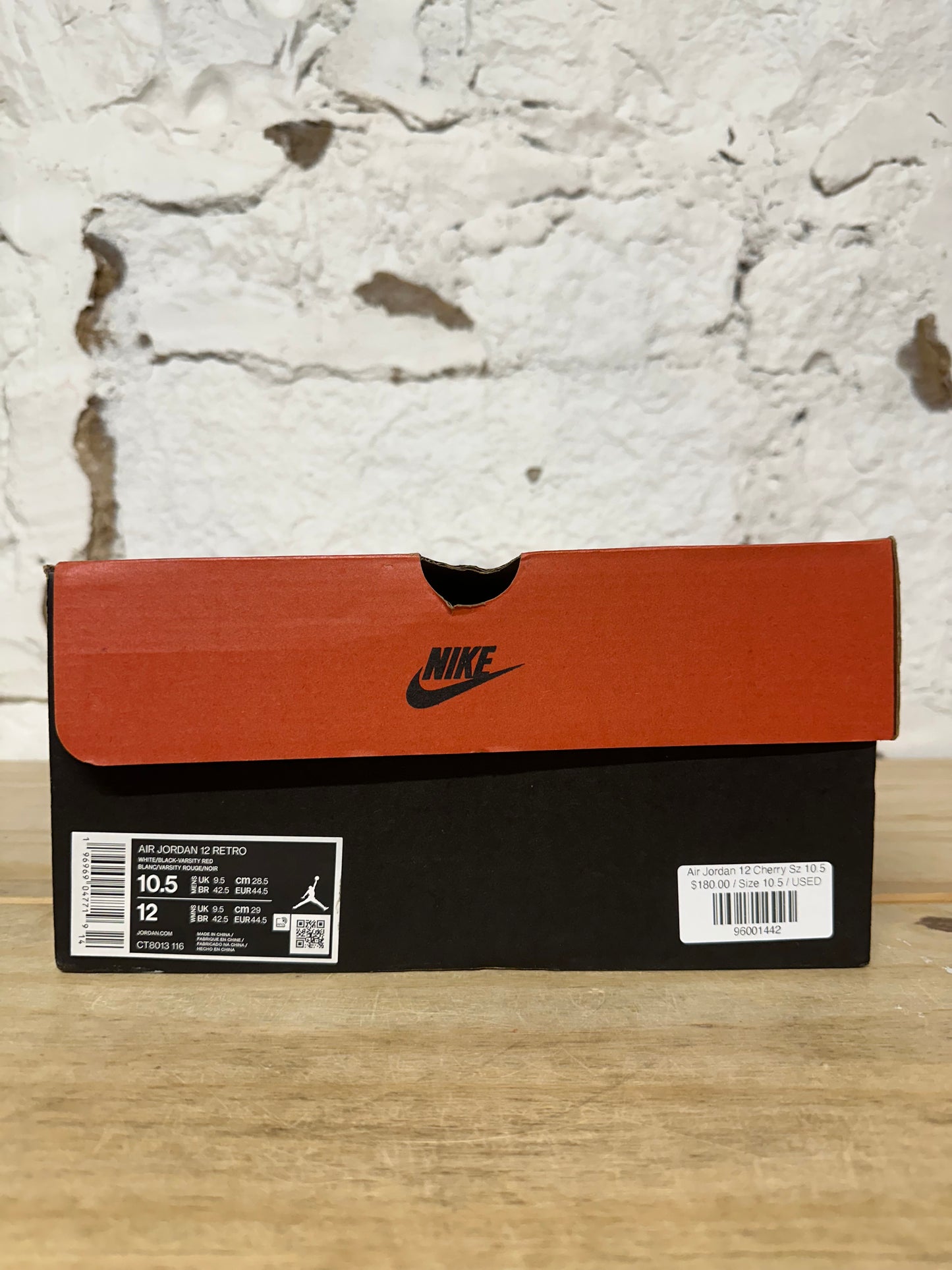 Air Jordan 12 Cherry Sz 10.5