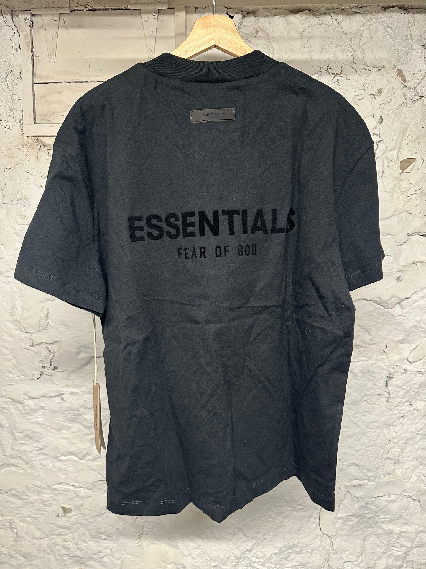 FOG Essentials Black T-Shirt Sz S DS