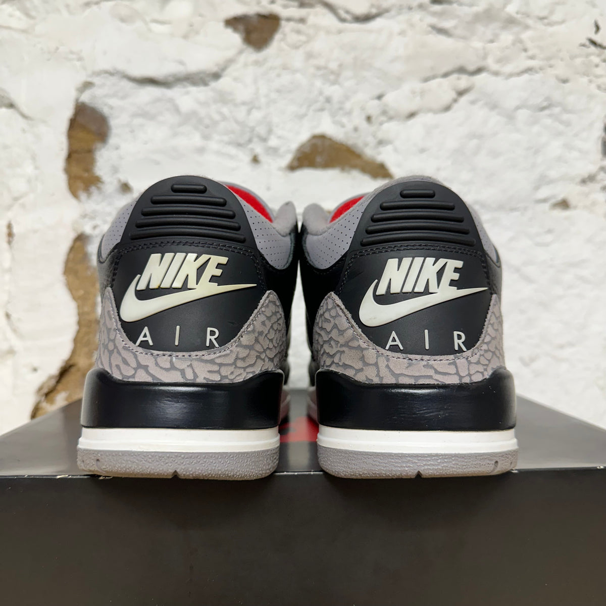 Air Jordan 3 Black Cement (2024) Sz 9.5