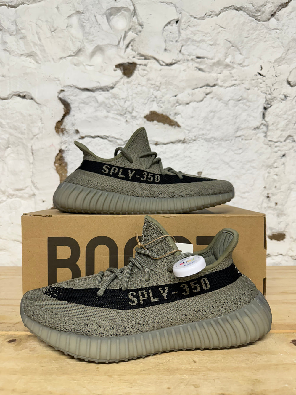 Yeezy 350 Granite Sz 9 DS