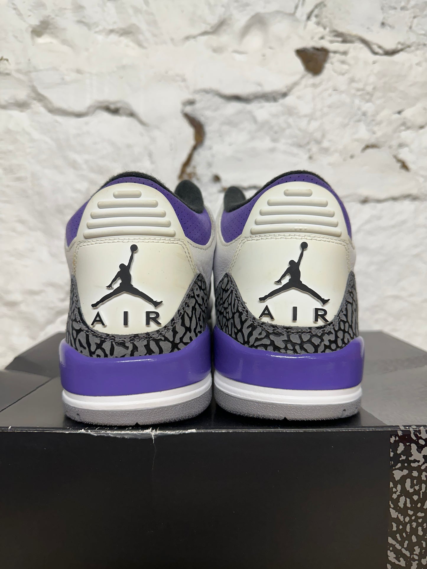 Air Jordan 3 Dark Iris Sz 11