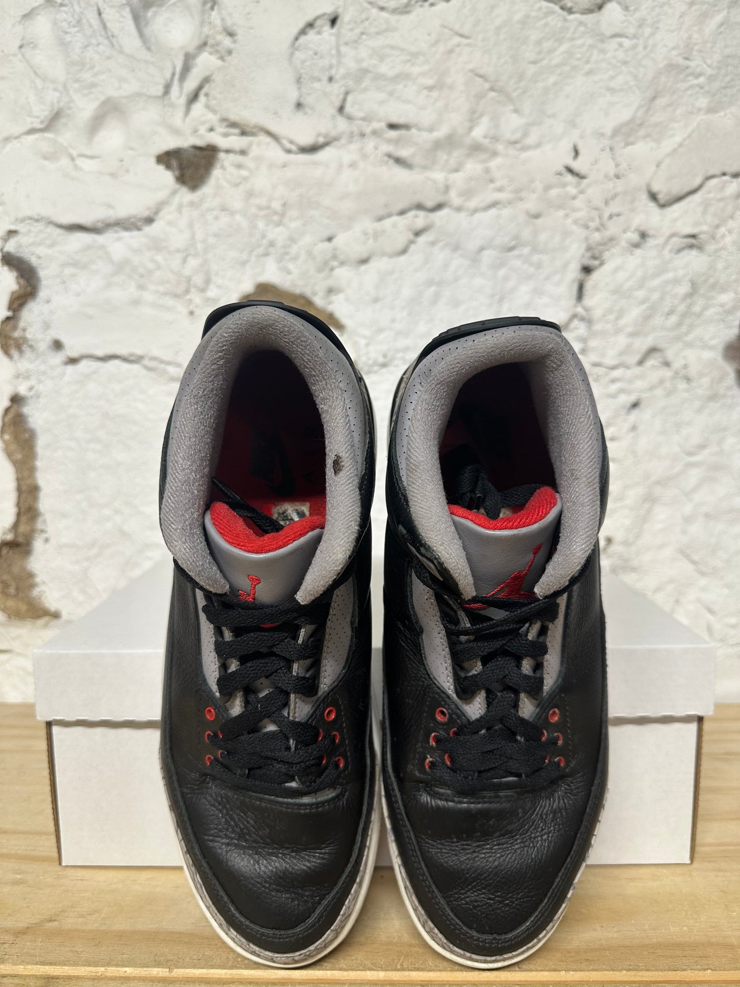 Air Jordan 3 Black Cement Sz 9