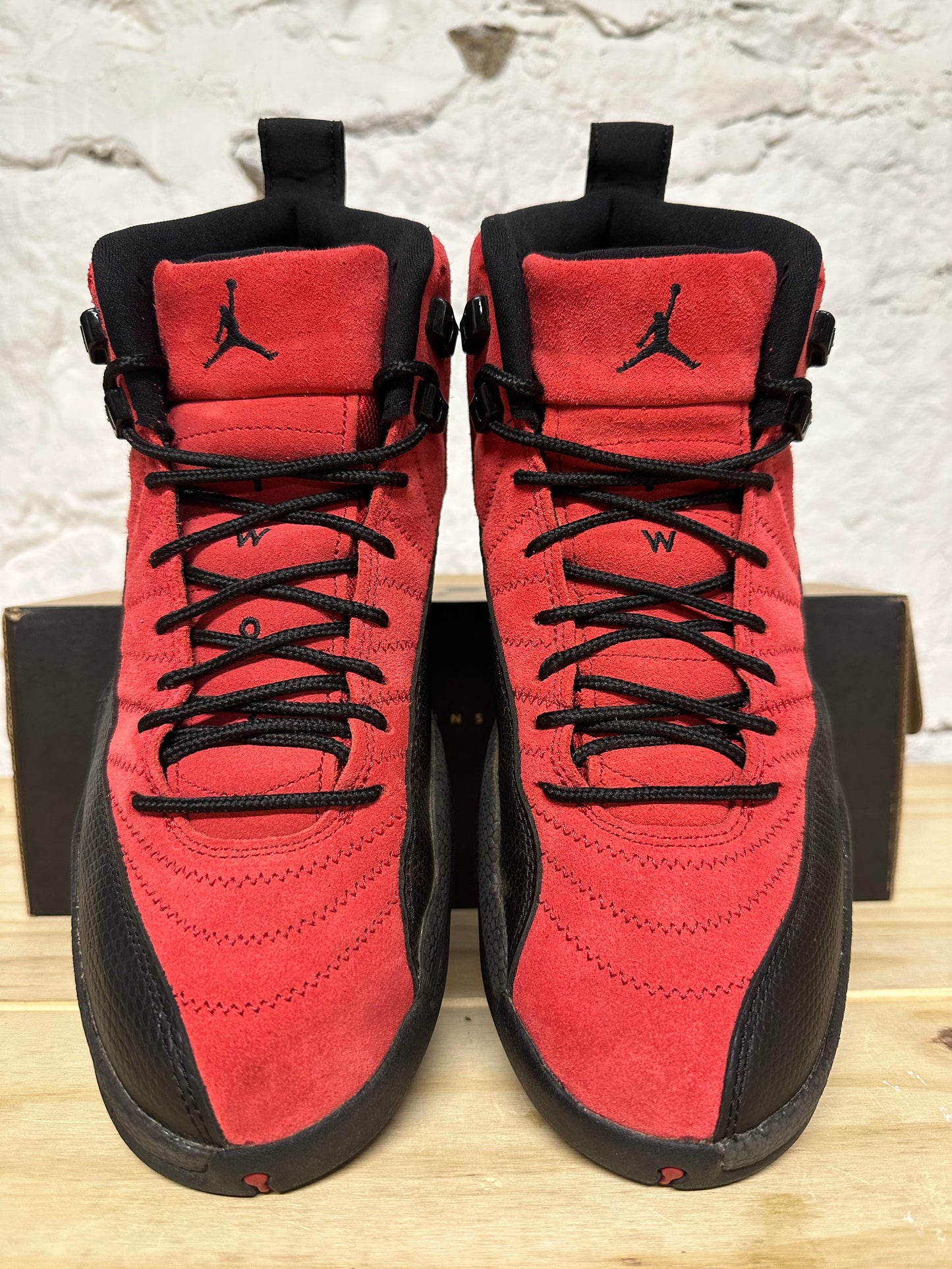 Air Jordan 12 Reverse Flu Game Sz 8