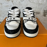 Louis Vuitton Black White Strap Trainer Sz 10.5 (9LV)