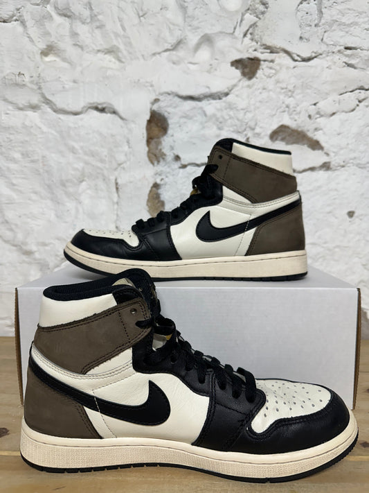 Air Jordan 1 High Dark Mocha Sz 8.5